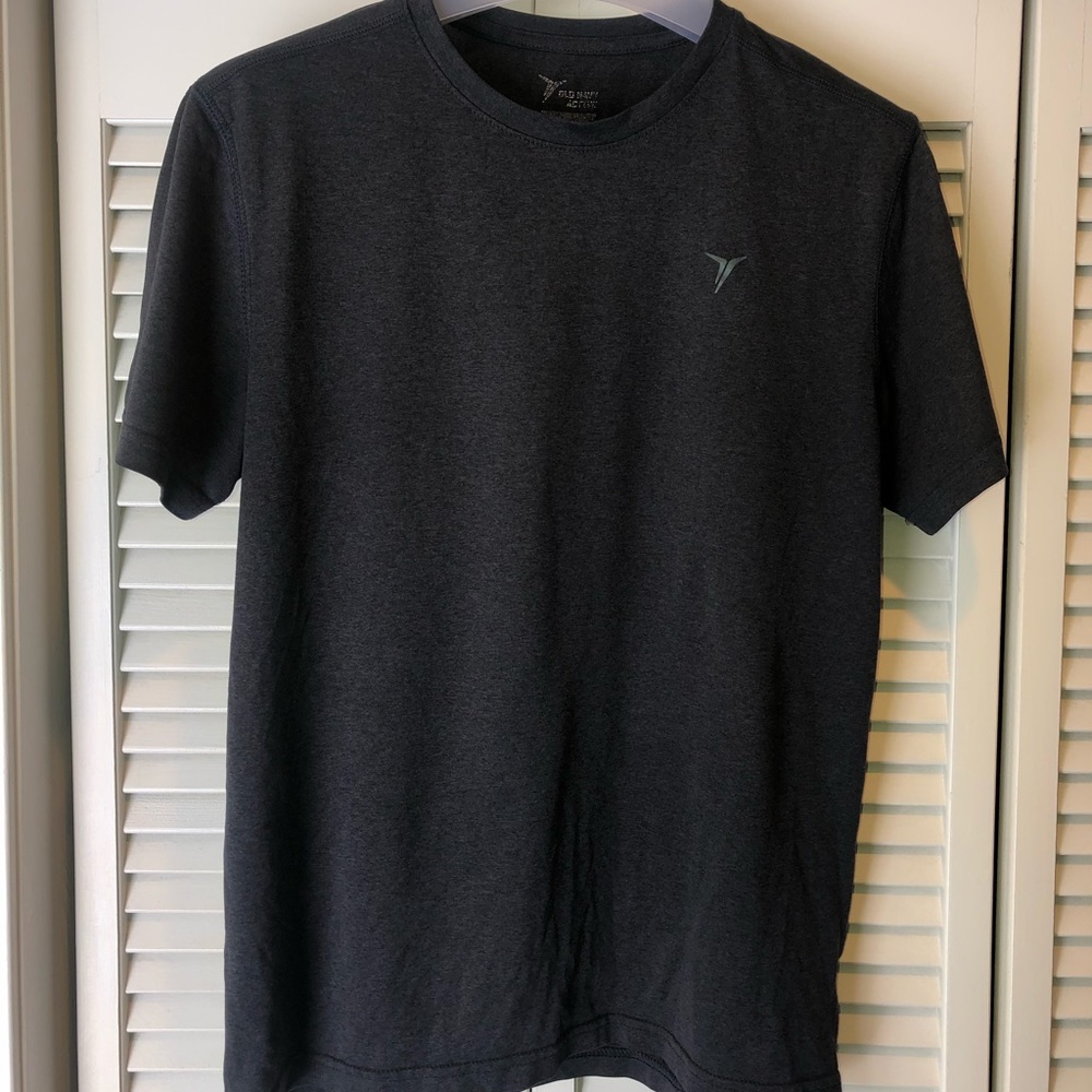 Old Navy Active T-shirt